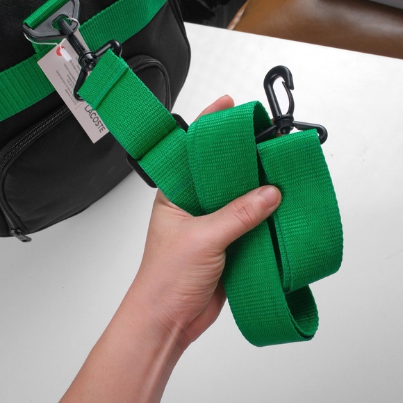 🐊LACOSTE TRAVEL BAG 🐊 - Picture 7 of 8